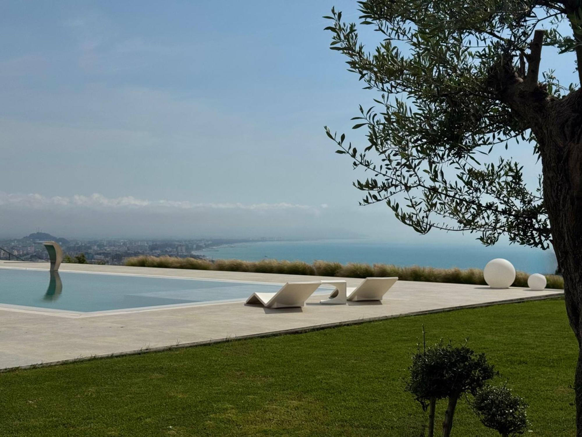 Villa Esmi Durres Kryemëdhej Dış mekan fotoğraf